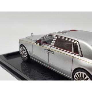 Xe Mô Hình Rolls Royce Phantom VII 1:64 Collector's Model ( Bạc )
