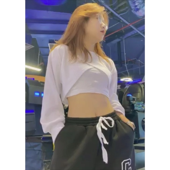 Áo Croptop Nữ Kiểu Tay Dài Phồng Dáng Rộng Đắp Chéo BEE Ulzzang   A08