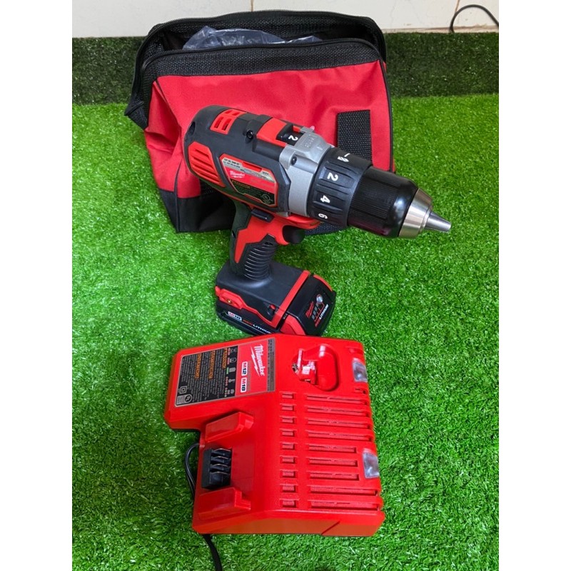 Khoan milwaukee m18