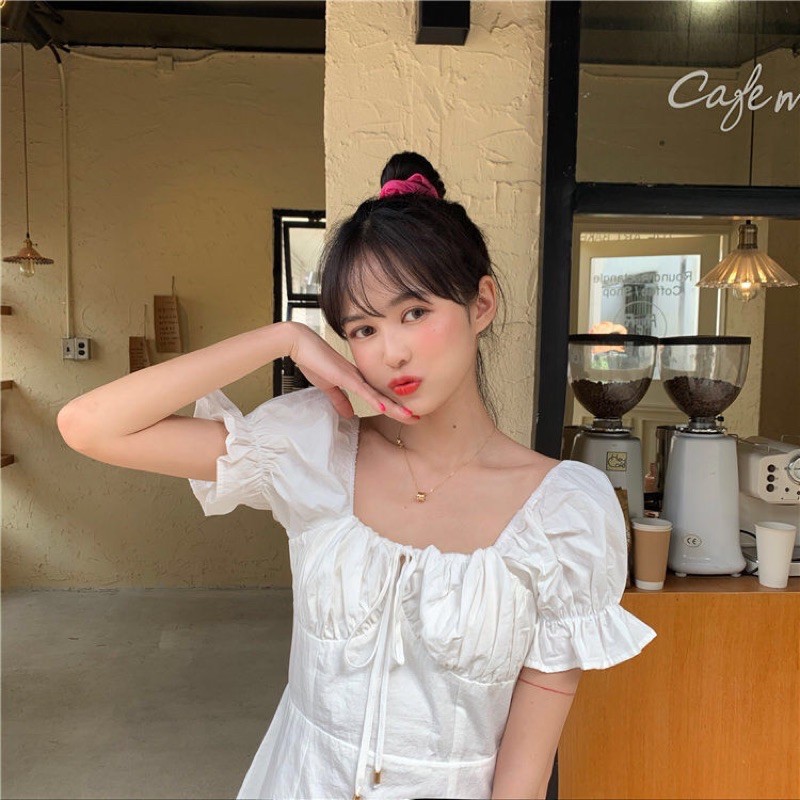 Váy nữ cổ vuông tay bồng