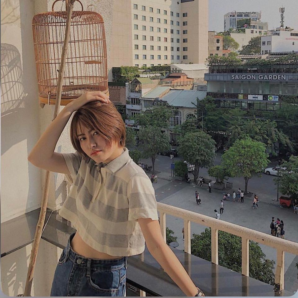 Áo Croptop sọc của Annie Store freesize