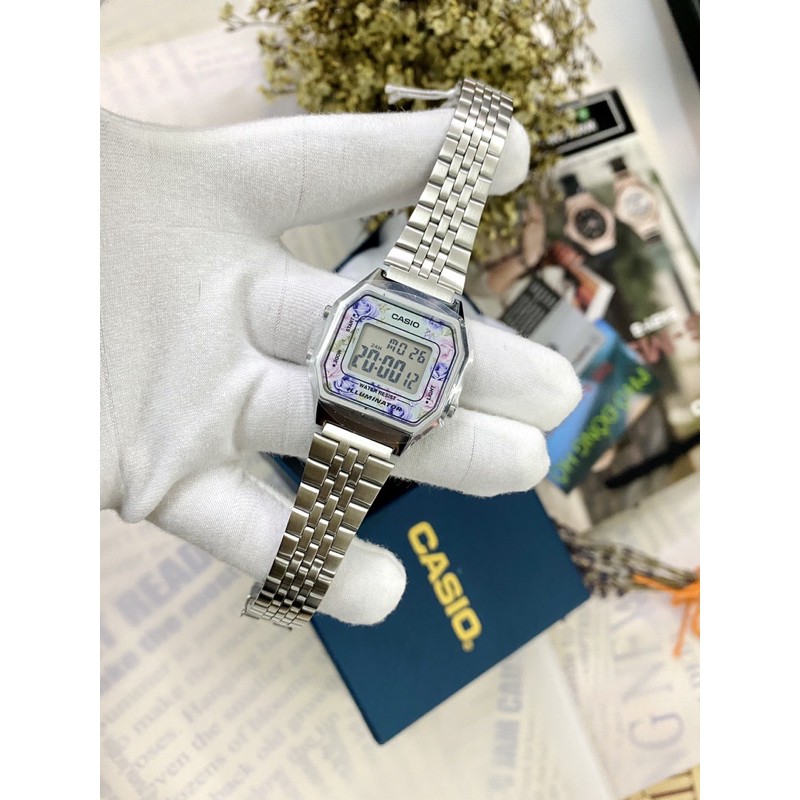 Đồng hồ nữ dây kim loại Casio Anh Khuê LA680WA-2CDF