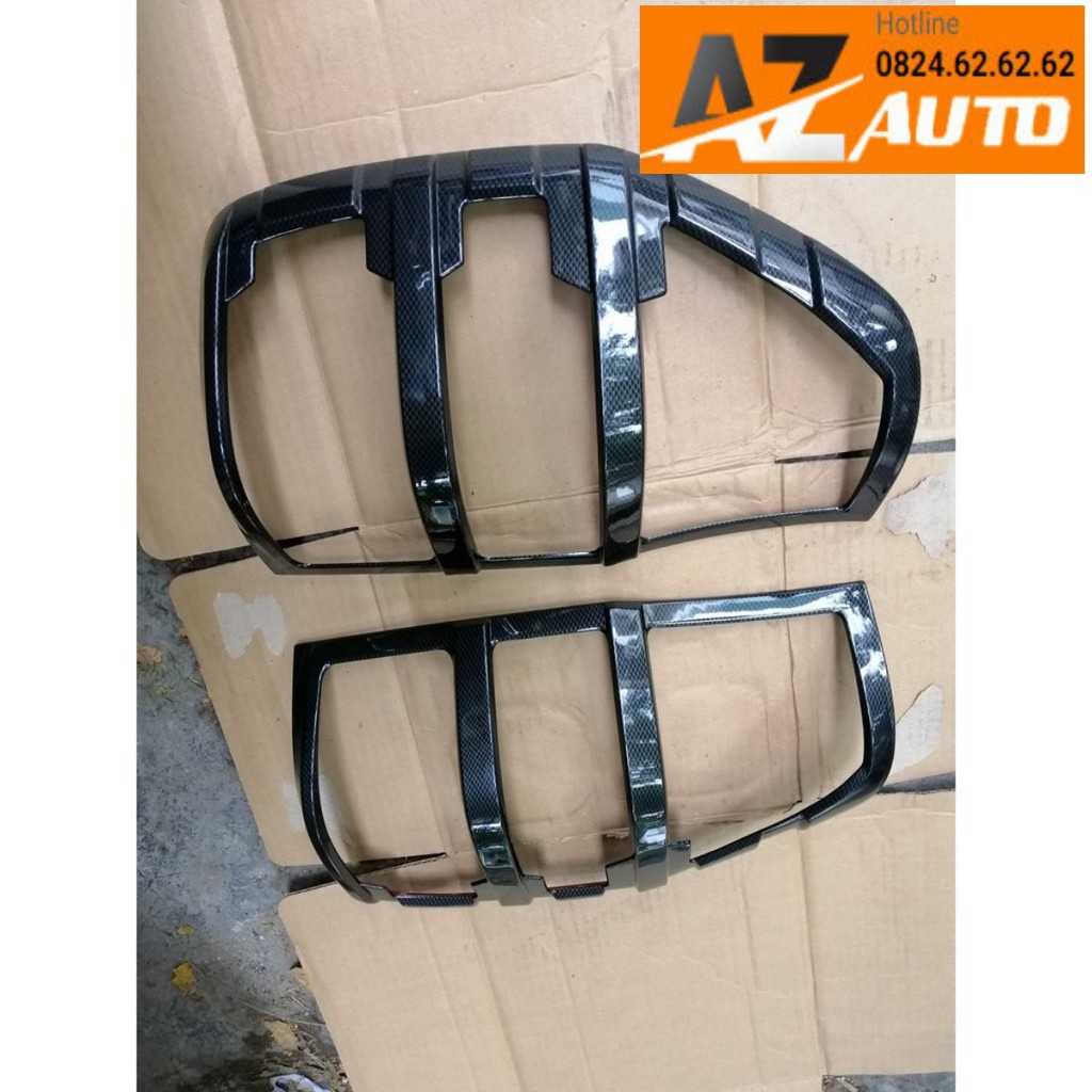 Ốp viền đèn pha hậu vân cacbon xe Ranger đời 2015 -2023 - hàng cao cấp
