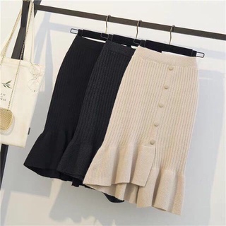 Chân váy len dáng dài đuôi cá lệch đính khuy QC, chất len đanh mịn, không bai, không xù ĐANG SẴN HÀNG