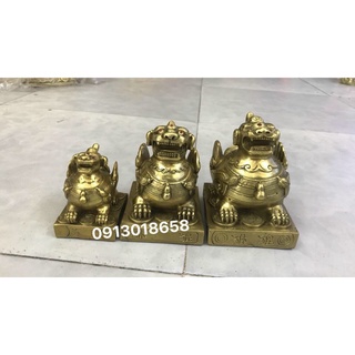 Tỳ hưu bệ bằng đồng để két sắt, tỳ hưu phong thuỷ thu hút tài lộc.