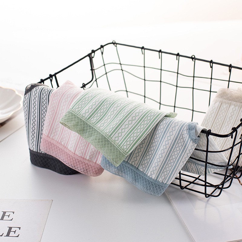 [Mã 12FASHIONSALE1 giảm 10K đơn 50K] Quần Lót Nữ Vải Cotton Sợi Tre, Kháng Khuẩn Họa Tjiết Dọc | BigBuy360 - bigbuy360.vn