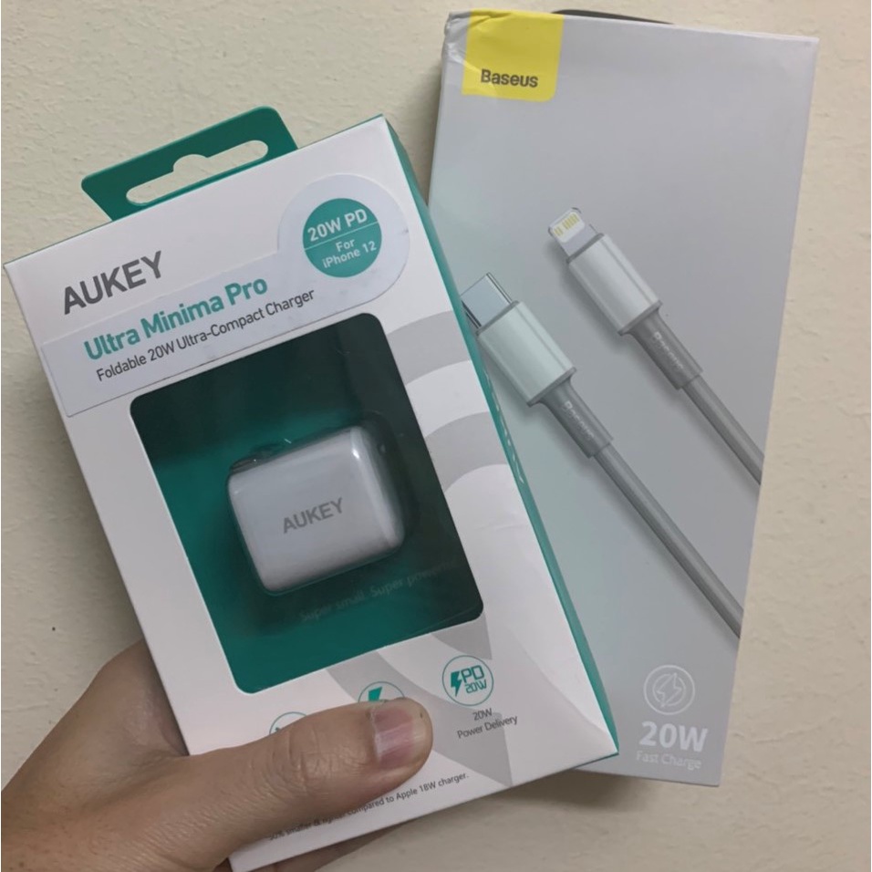 Bộ sạc nhanh iphone Aukey PAB1 Pro và Cáp bọc dù C to L 1m Baseus