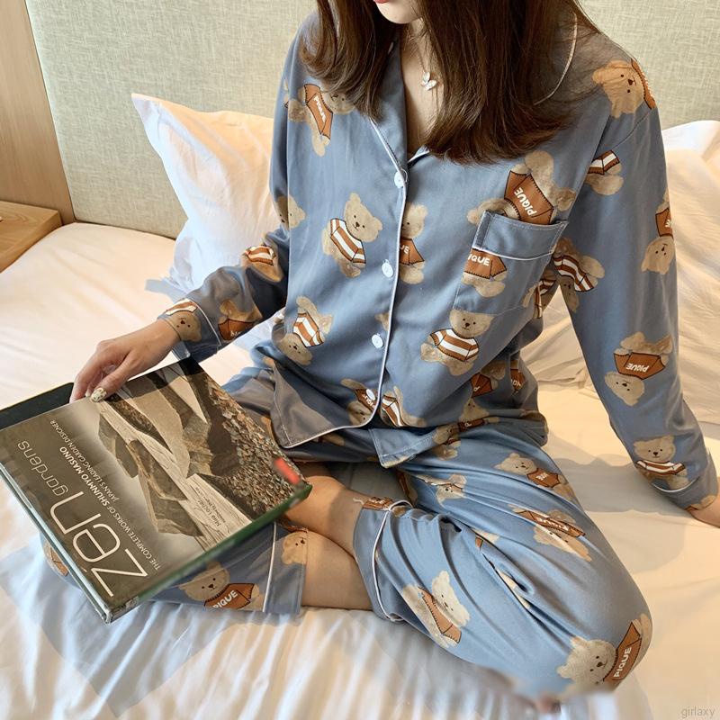 Set đồ ngủ gồm áo tay dài và quần dài in họa tiết hoạt hình phong cách Hàn Quốc xinh xắn cho nữ