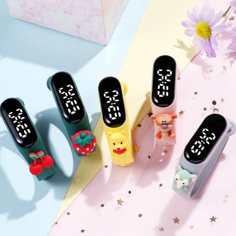 Đồng hồ LED cảm ứng nhiều màu sắc cho bé