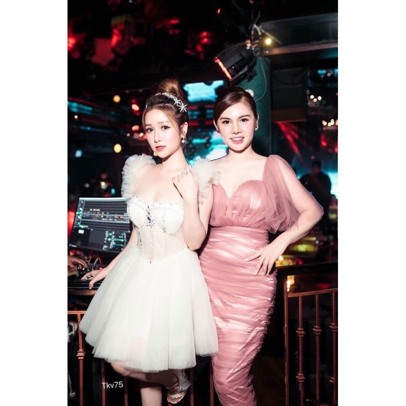 Đầm xoè công chúa