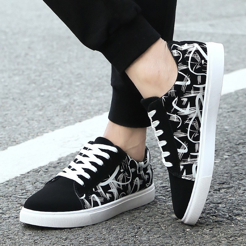 Giày nam sneaker cổ ngắn họa tiết đen trắng bền đẹp