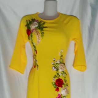 Ao dai cach tan cao cap, theu thu cong ruy bang rat dep