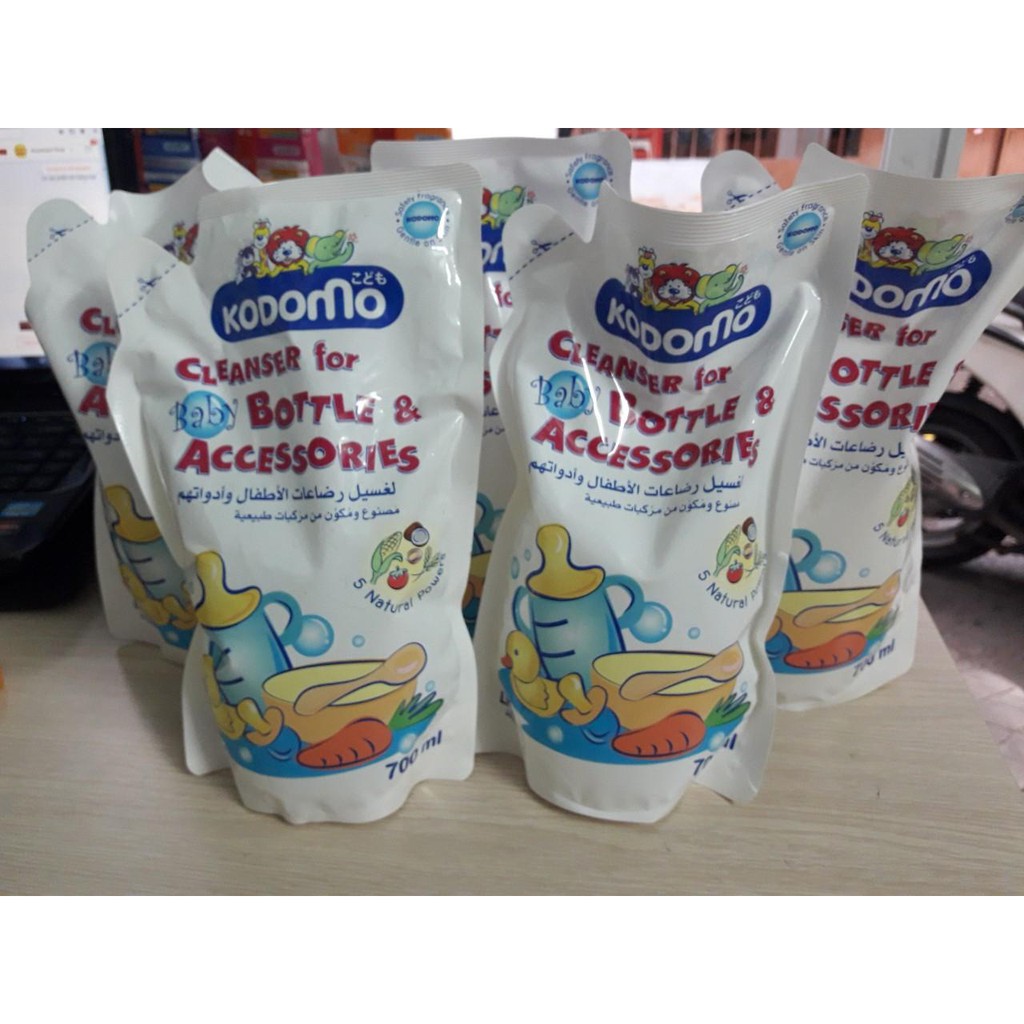 Nước Rửa Bình Sữa Kodomo túi 700ml sỉ SLL