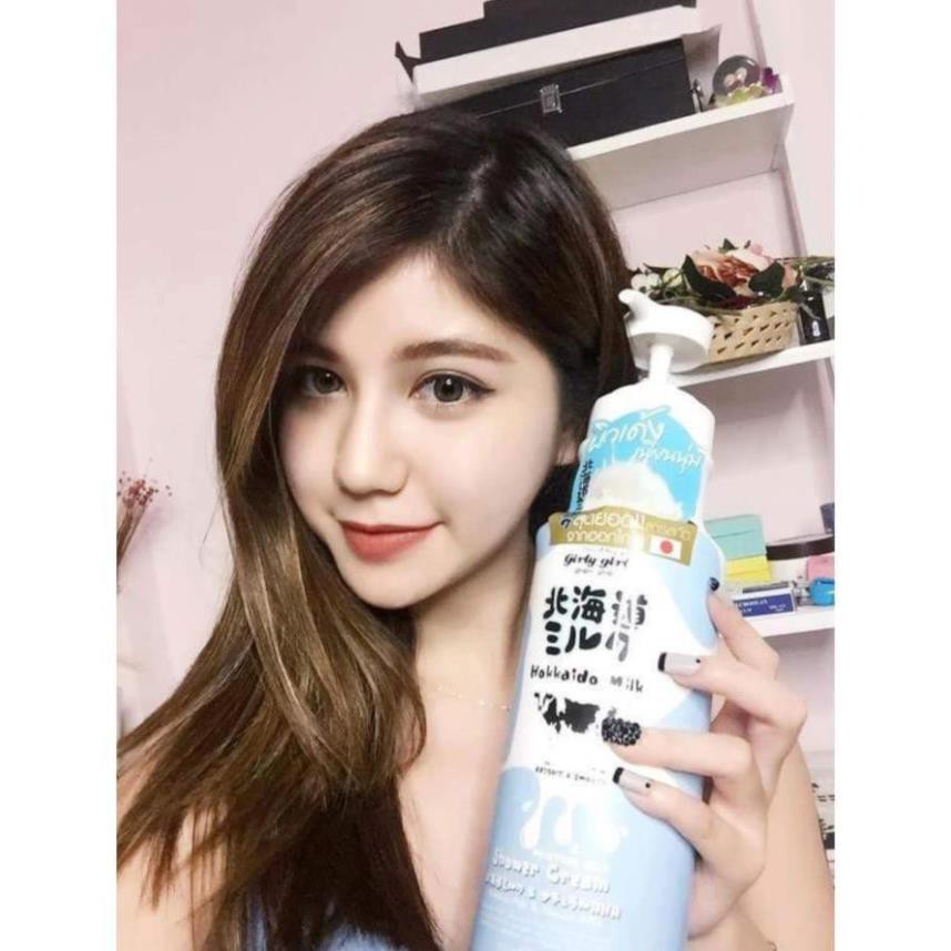 Sữa tắm Hokkaido Milk Whitening AHA Shower Cream Beauty Buffet