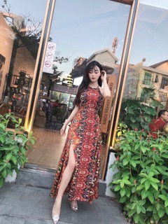 Đầm maxi yếm xẻ