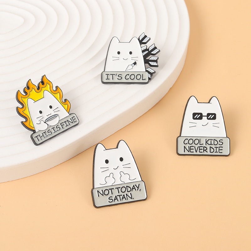 Ghim cài áo Miss Zoe hình chú mèo trắng dễ thương cho nam nữ