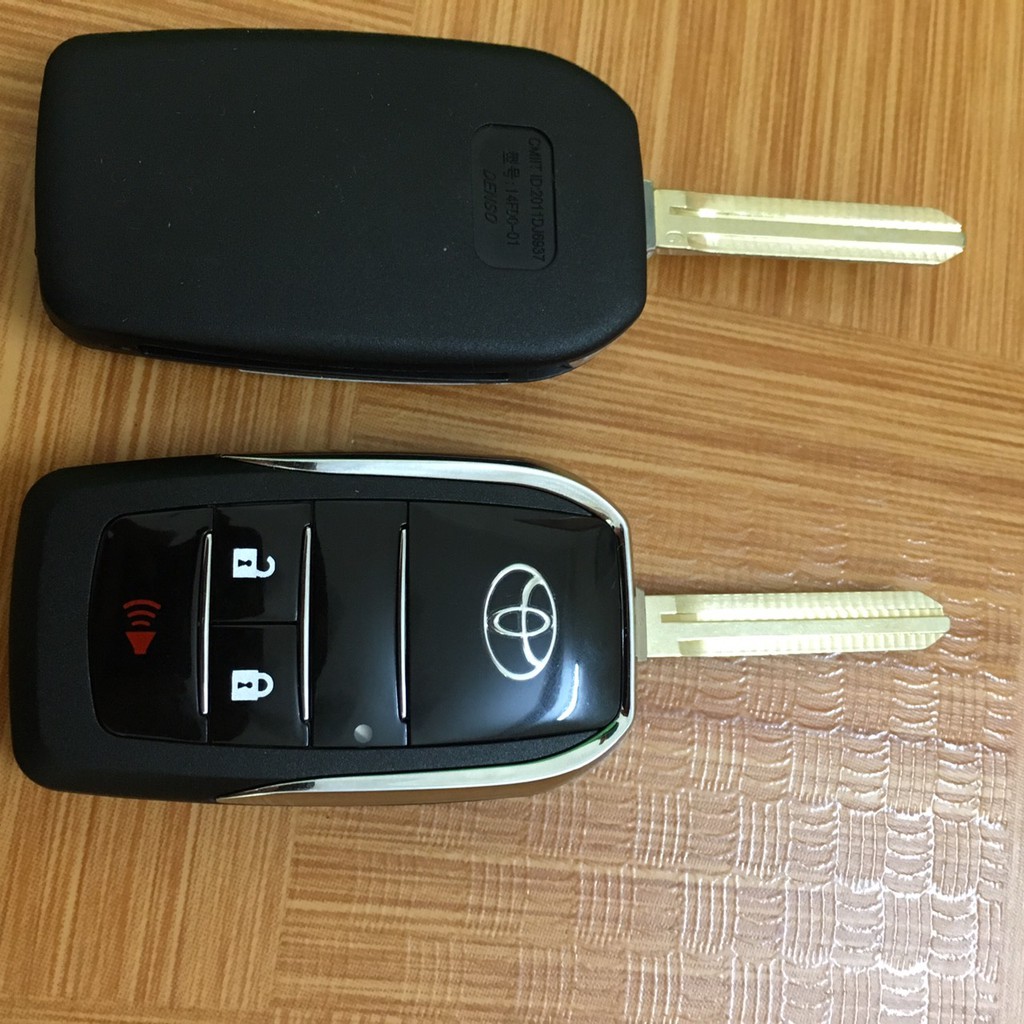 Độ vỏ chìa khóa ô tô Toyota dạng gập, thay vỏ chìa khóa từ xe Toyota, vỏ chìa khóa remote toyota