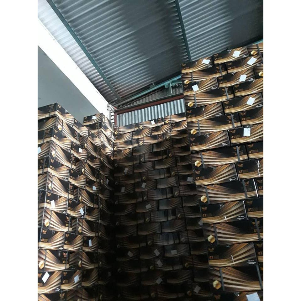 Thùng nhớt petrol one nhớt UAE cao cấp 12 CHAI