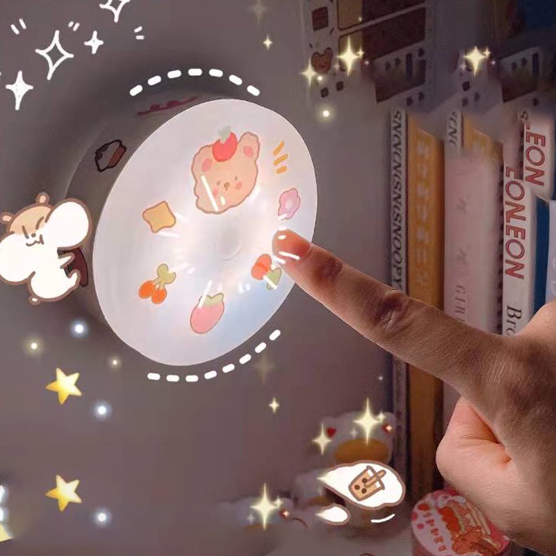 Đèn LED Ban Đêm Cảm Ứng Chạm Gắn Tủ / Phòng Ngủ