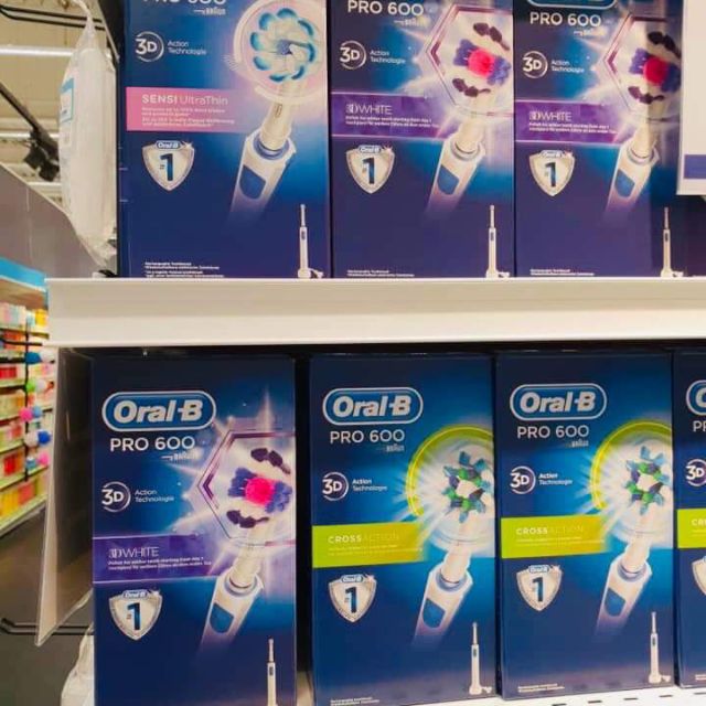 Bàn chải điện Oral B pro 600