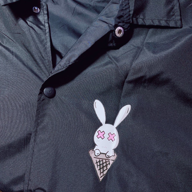 Áo Khoác Cổ Bẻ Thỏ Kem in KTS Form Rộng Dù 2 Lớp Phong Cách LocalBrand | BigBuy360 - bigbuy360.vn