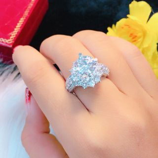 Nhẫn đính đá mã D350