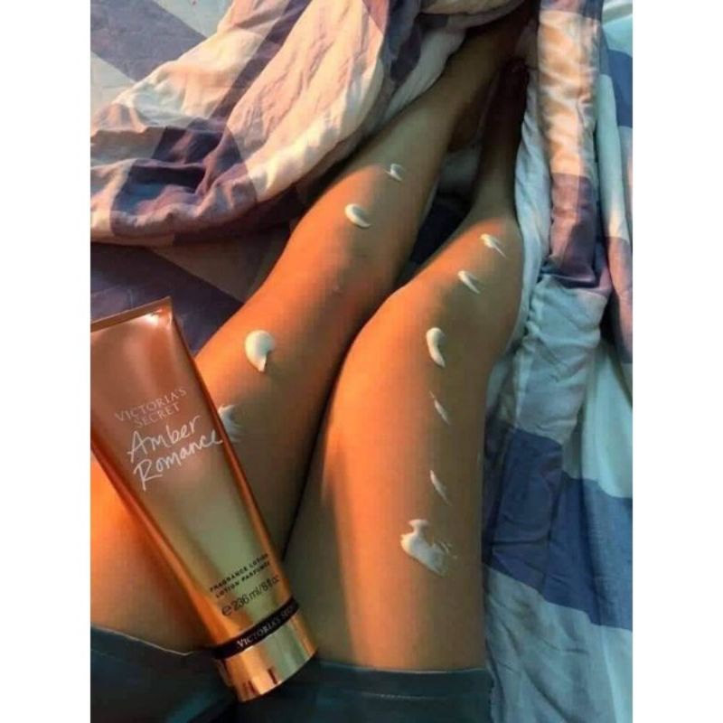 Dưỡng Thể Victoria’s Secret Fragrance Lotion Amber Romance 236ml