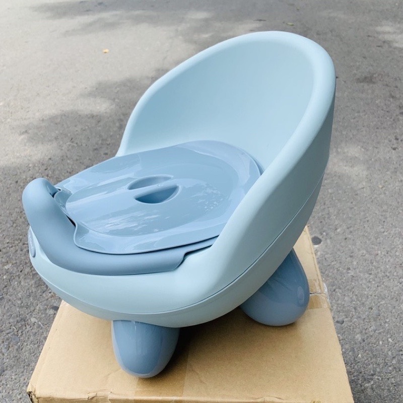 Bô vệ sinh cho bé, bô hình con gấu chất liệu nhựa Việt Nhật cao cấp