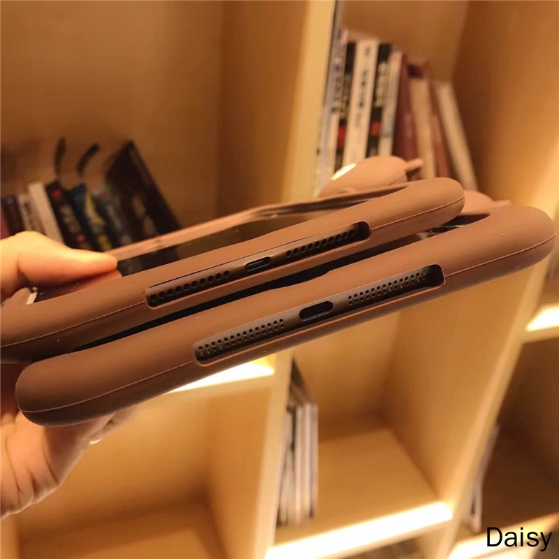 Ốp bảo vệ máy tính bảng hình gấu Brown xinh xắn cho iPad 9.7 10.5 inch Mini 5/4 Air 3 Pro 11 2019 | BigBuy360 - bigbuy360.vn