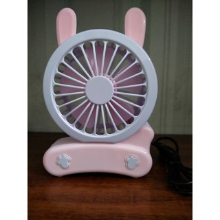 QUẠT MINI ĐỂ BÀN TÍCH ĐIỆN CÓ ĐÈN TIỆN ÍCH