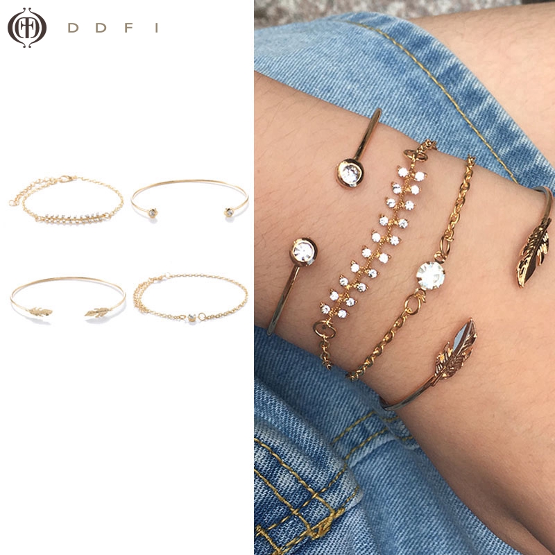 Vòng tay hợp kim dạng hở thiết kế tinh tế 4 trong 1