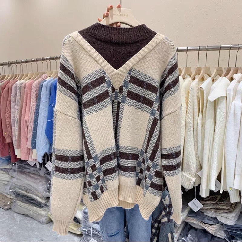 ÁO LEN KẺ PHỐI CỔ