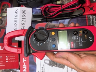 Đồng hồ ampe kìm UT 203