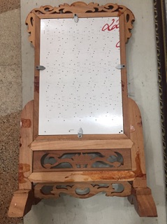 Khung ảnh thờ 20 * 30 gỗ hương