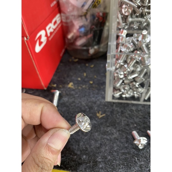 Ốc Salaya inox đầu bông ngôi sao Đĩa và Dàn áo