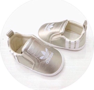 Giày tập đi adidas cho bé
