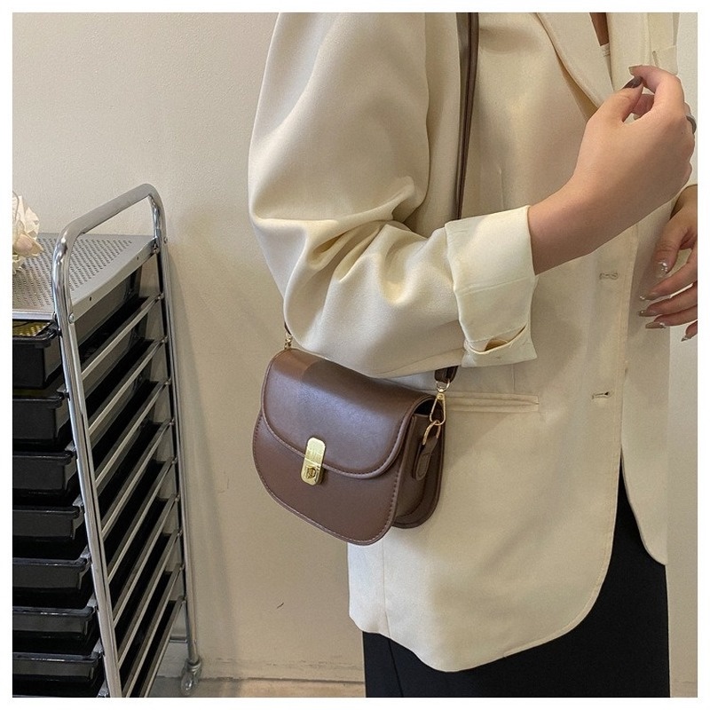 Túi Đeo Chéo Nhỏ Màu Trơn Phong Cách retro Mới 2022 Gylb1573