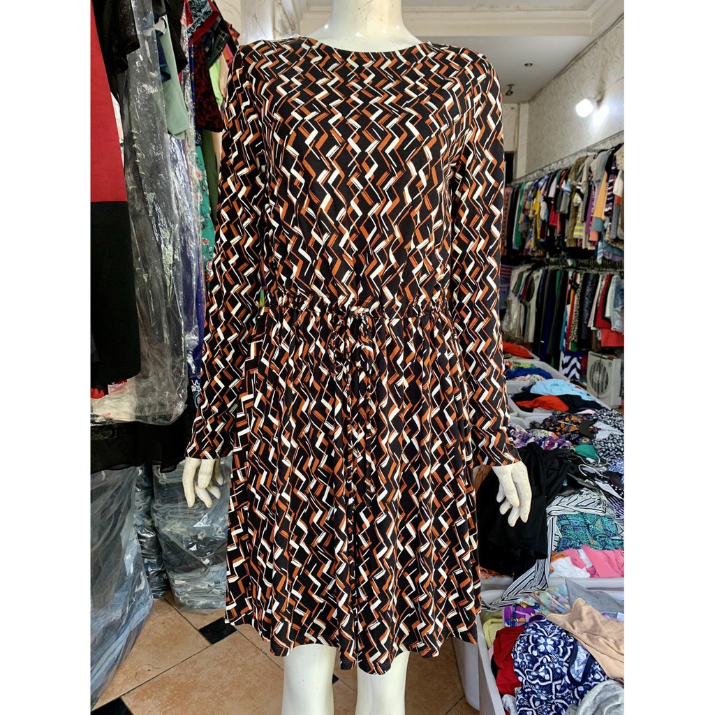 Đầm xuất khẩu hiệu Mango tay dài