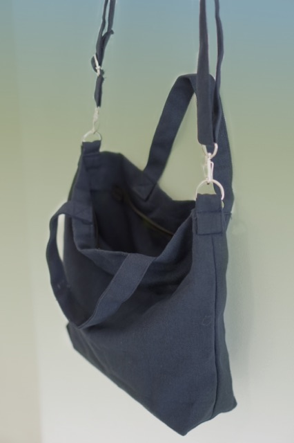 Túi vải đi học đeo chéo và xách tay chất liệu canvas unisex cho nam và nữ - May's totebag 2in1 trơn