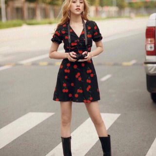 ĐẦM CHERRY NHÚN NGỰC