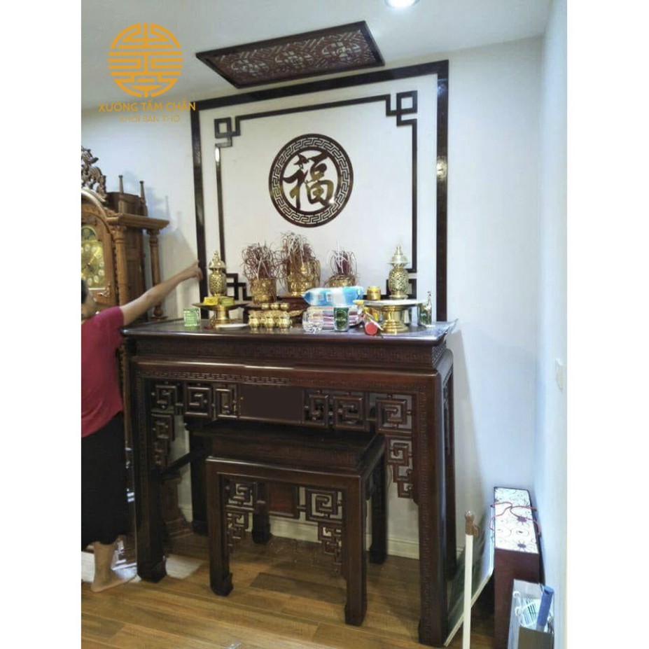 Tấm chống ám khói hương bàn thờ treo chung cư hiện đại - chất lượng hơn số lượng