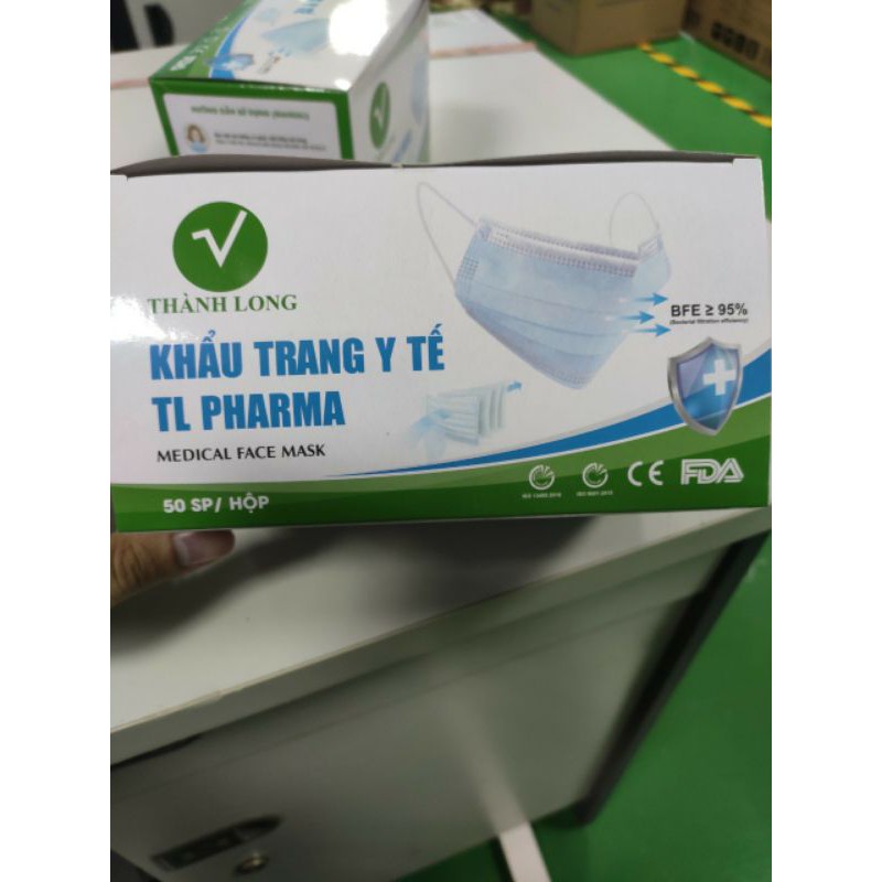 Khẩu Trang Y tế TL Pharma 4 lớp Thành Long đầy đủ giấy chứng nhận