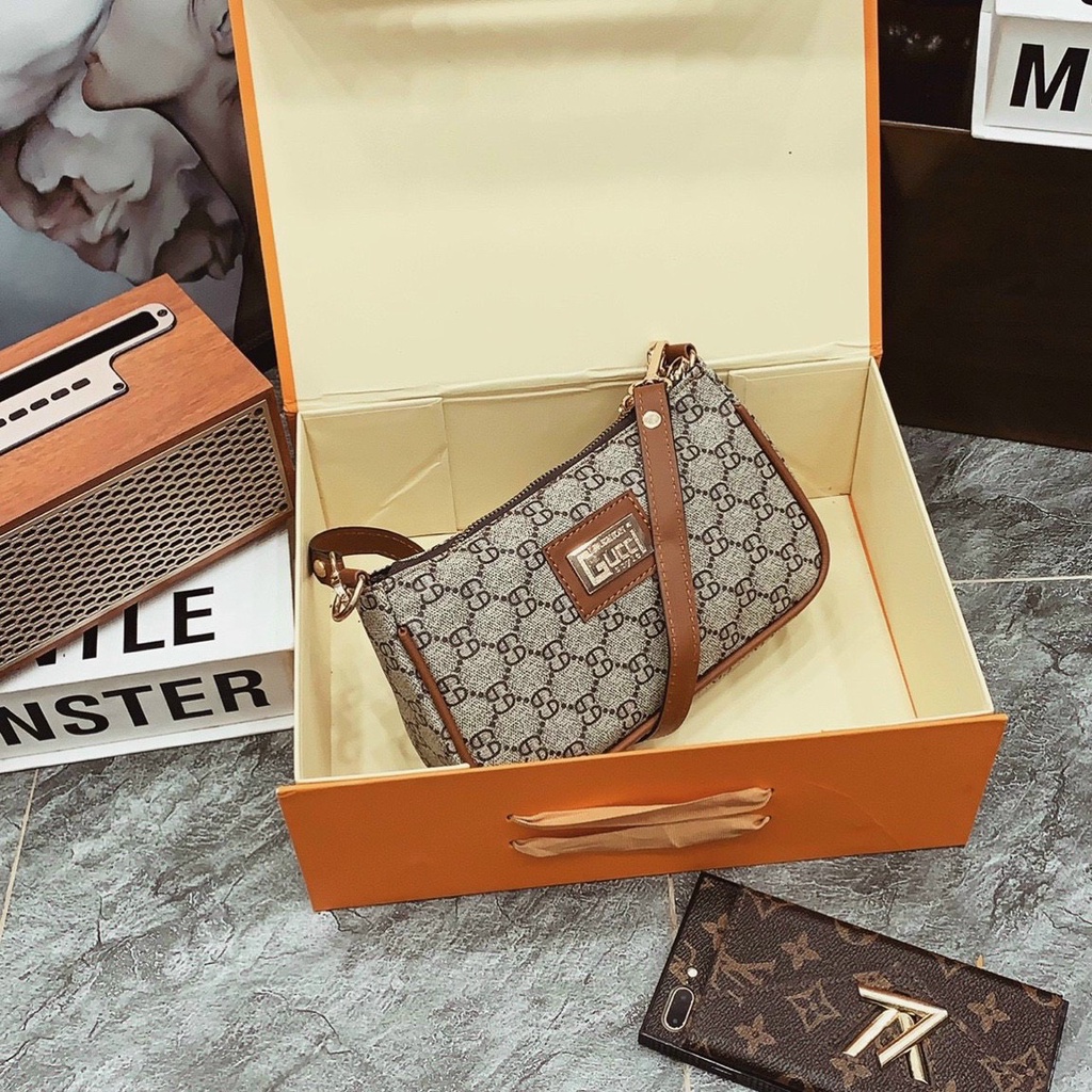 Túi đeo chéo đeo vai nữ da trơn họa tiết cá tính công sở sang trọng cao cấp Samsora store -KN2553