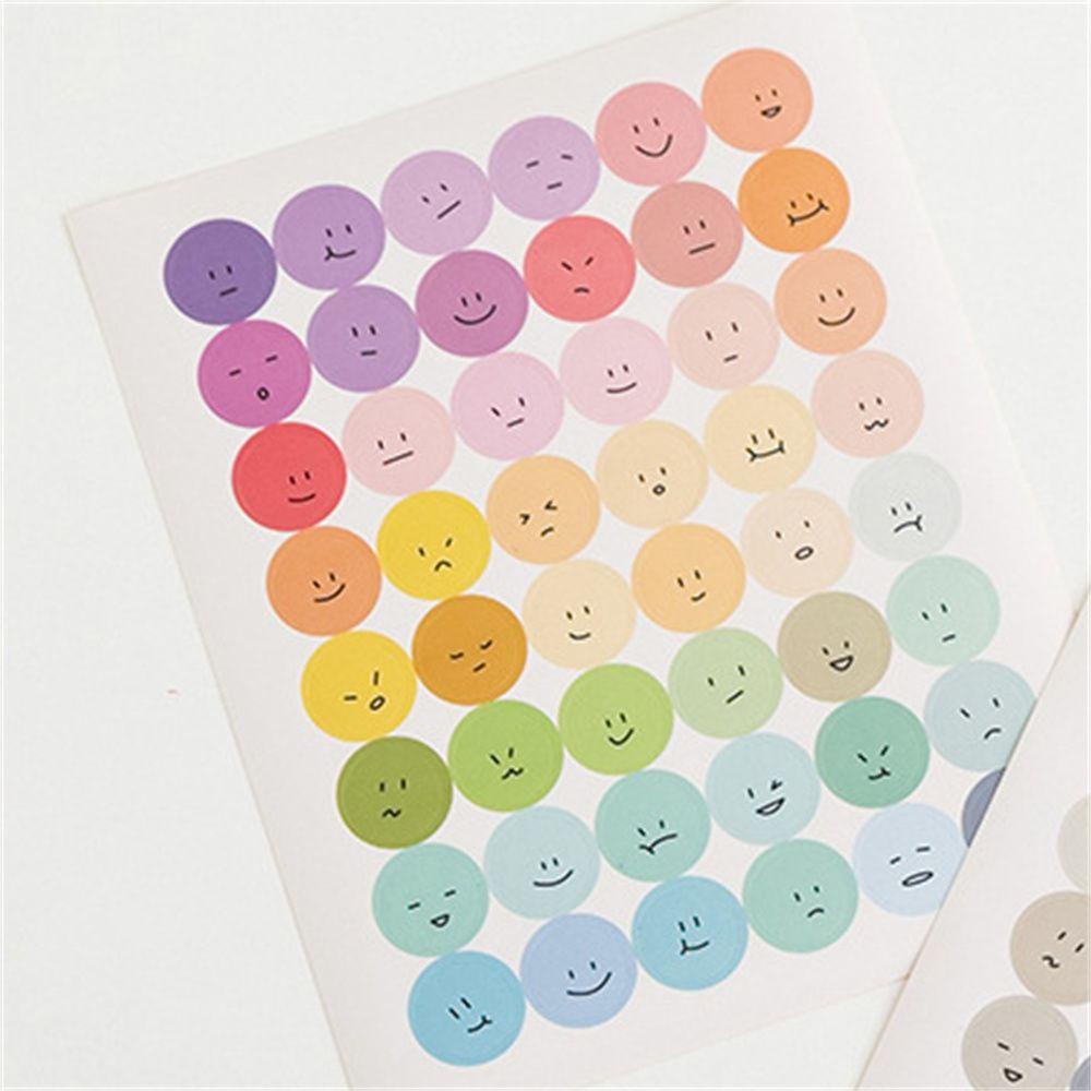 Set 2 Tấm Sticker Tròn Họa Tiết Mặt Cười Graffiti Đa Năng Trang Trí Trường Học / Văn Phòng