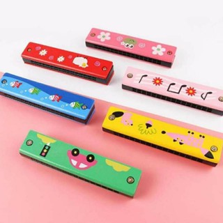 Kèn harmonica giúp bé cảm thụ âm nhạc