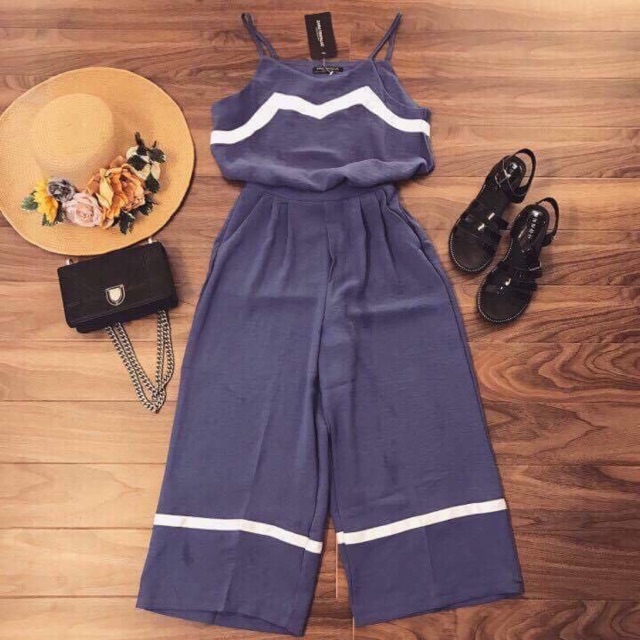 Set áo dây.. quần ống rộng.. chất vải lụa siêu nhẹ có độ co giãn😍cam kết nhận hàng ko đẹp ..ko giống ảnh đền tiền nhé🌺