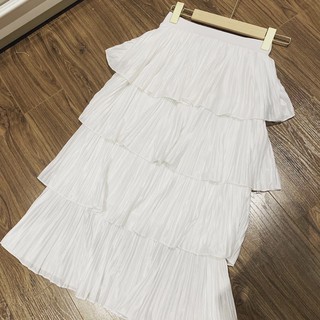 Chân váy 4 tầng xoè xếp li