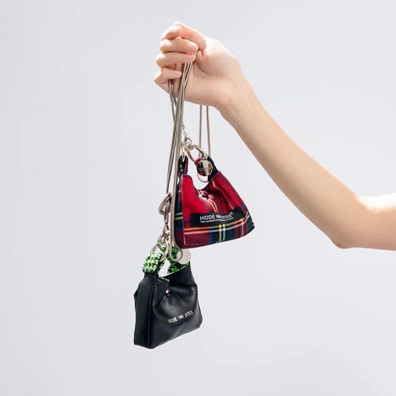 (SẴN) Túi Đeo Chéo Mini Hiddenotes + Ảnh thật