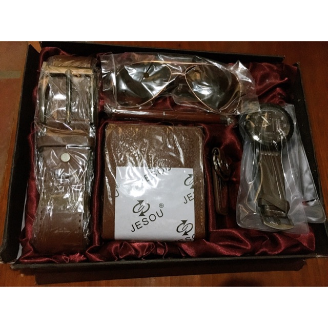 Set phụ kiện nam cao cấp(dây nịt, bóp,viết,móc khoá,đồng hồ)