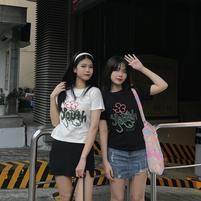 Áo thun Baby Tee nữ Youth Flower ngắn tay cổ tròn dáng vừa form rộng 250gsm Local Brand | Youth Power